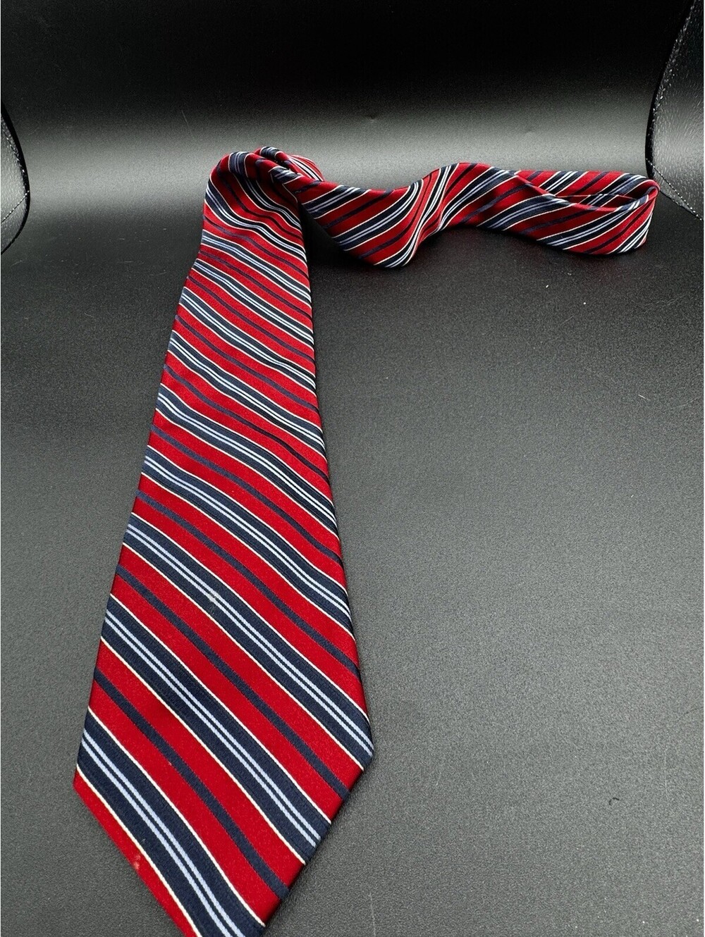 Claiborne Red Blue Striped 100% Silk Mens Necktie Classic Business Sharp